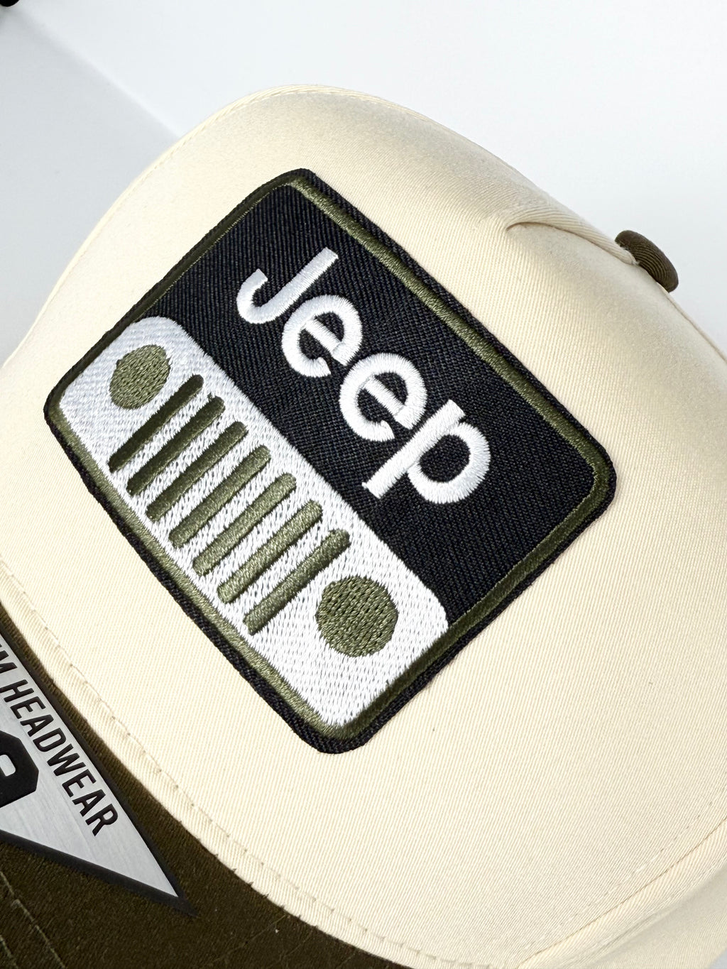 Jeep Twill Trucker Snapback Cap Beige/Olive Green