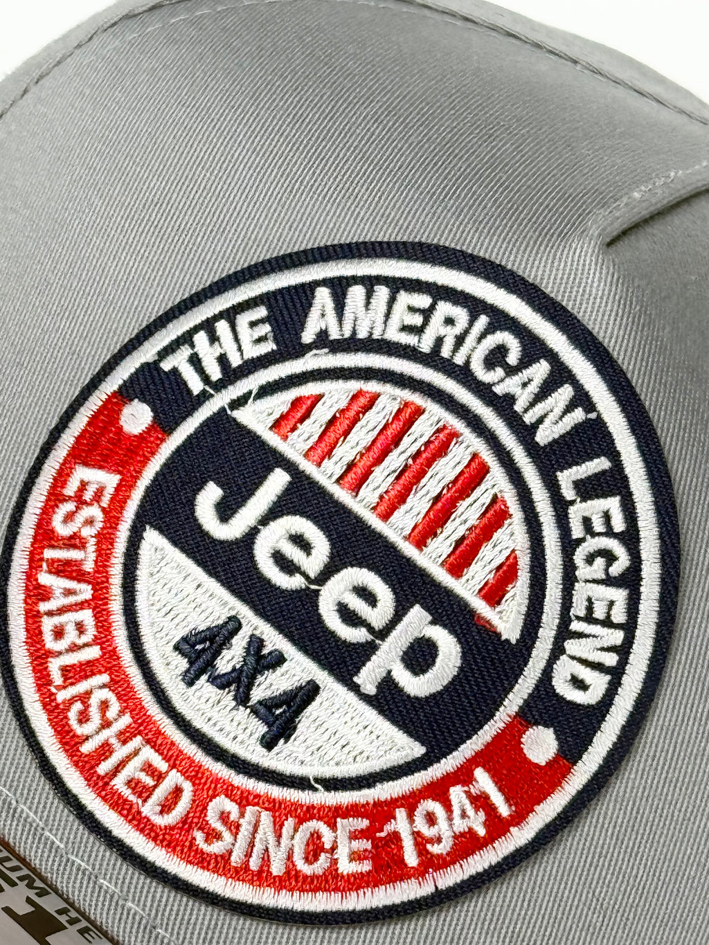 Jeep 4x4 American Legend Trucker Twill Snapback Grey/Red