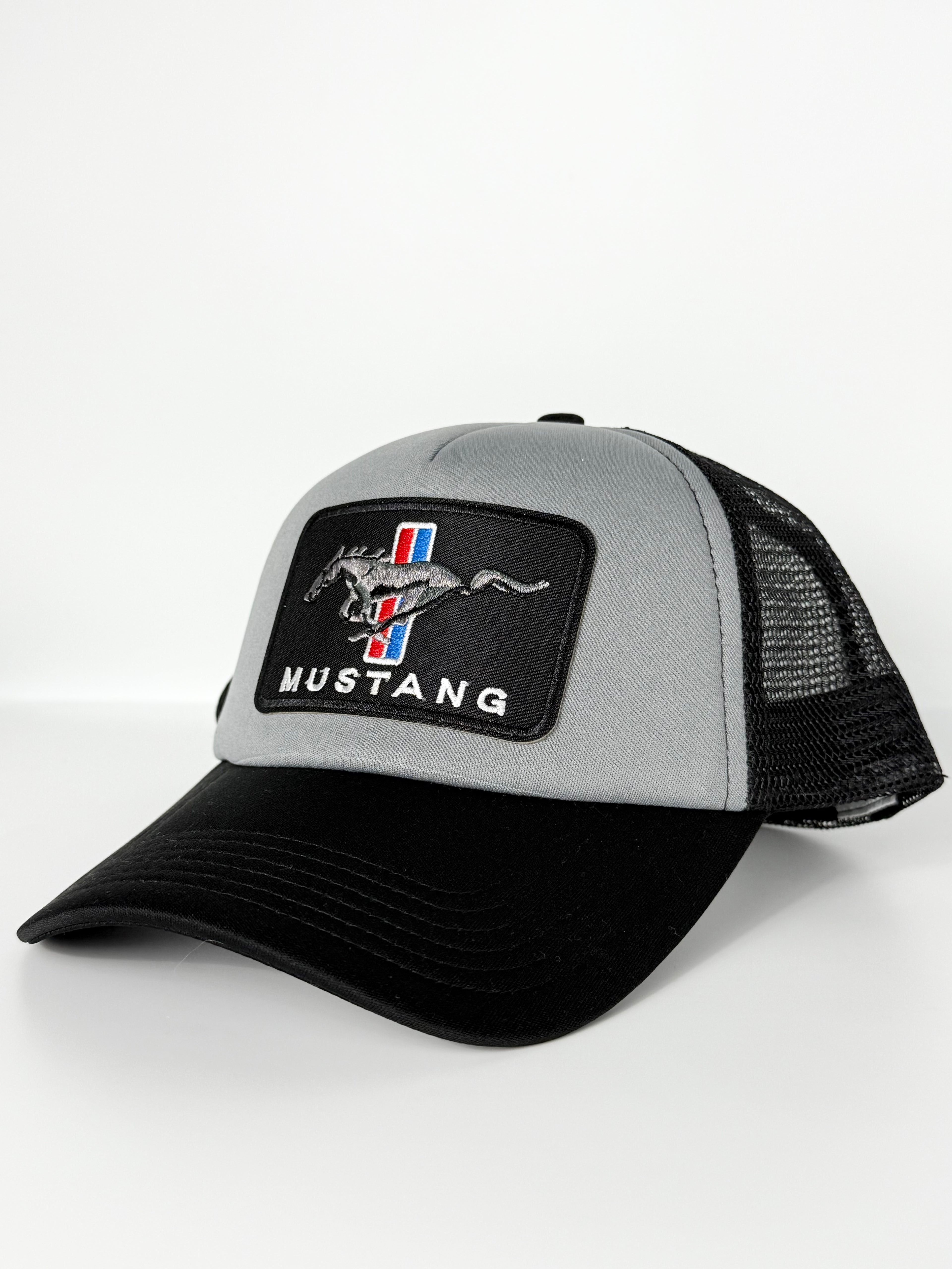 Mustang Horse Trucker Mesh Snapback Cap Grey/Black