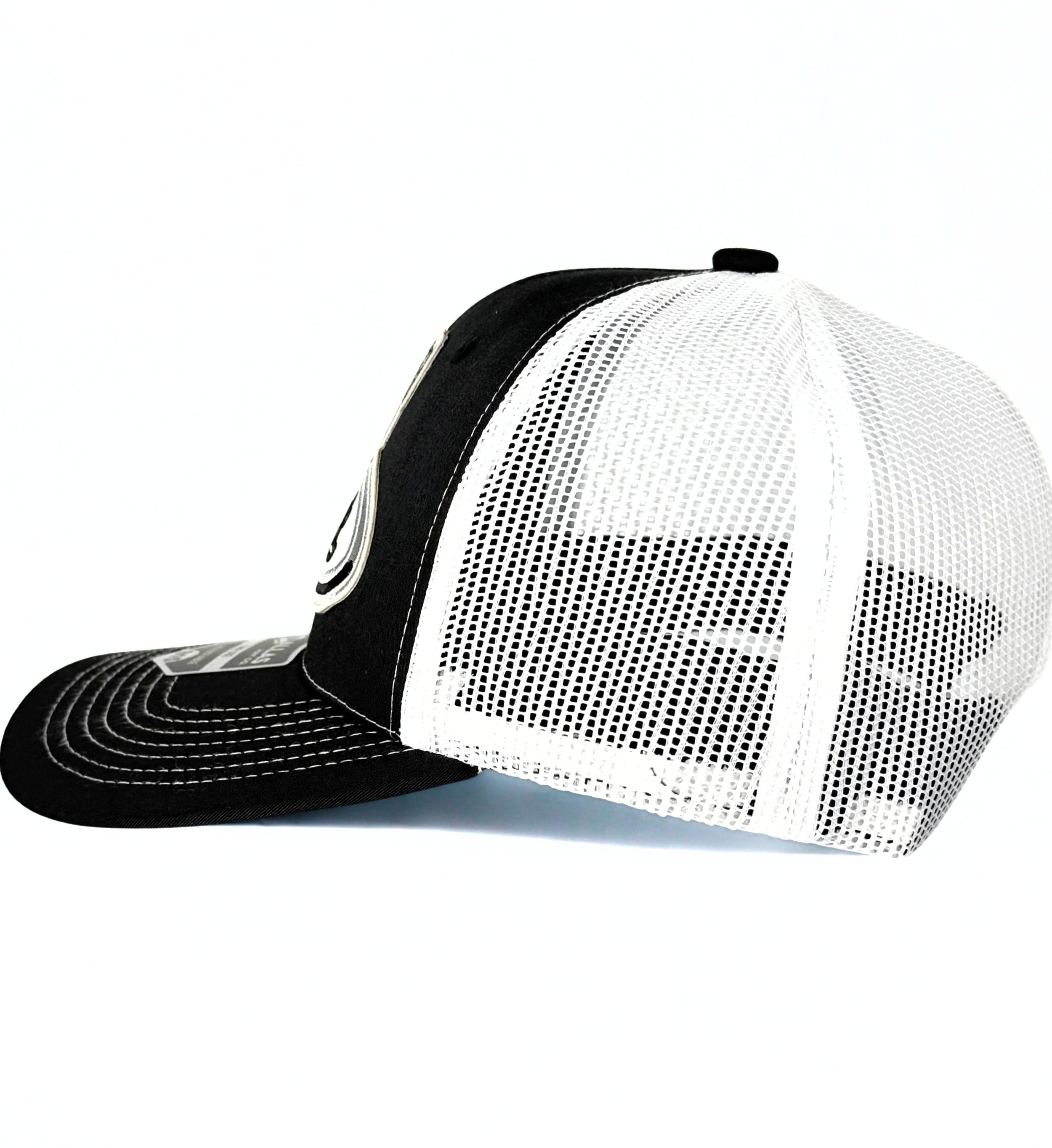 Mack Truck Embroidered Vintage Bulldog Logo Hat Trucker Mesh Adjustable Snapback Cap Black/White